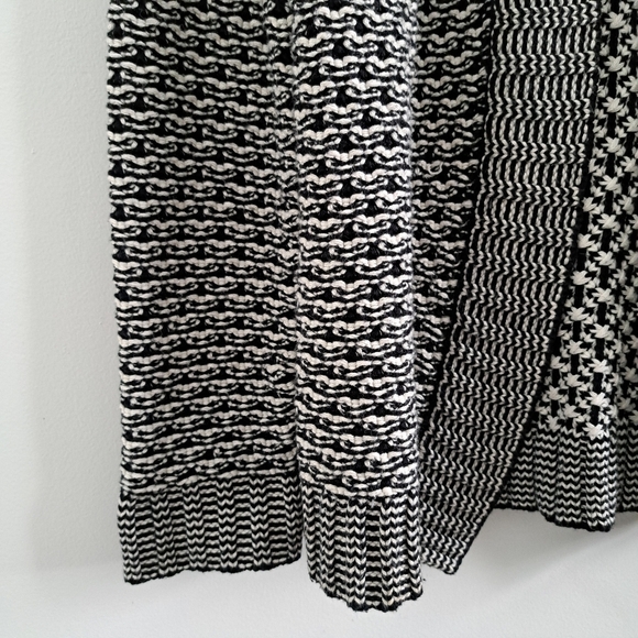 Talbots Chunky Knit Cardigan Sweater Black And White Open Front Women's Size M - Picture 6 of 11